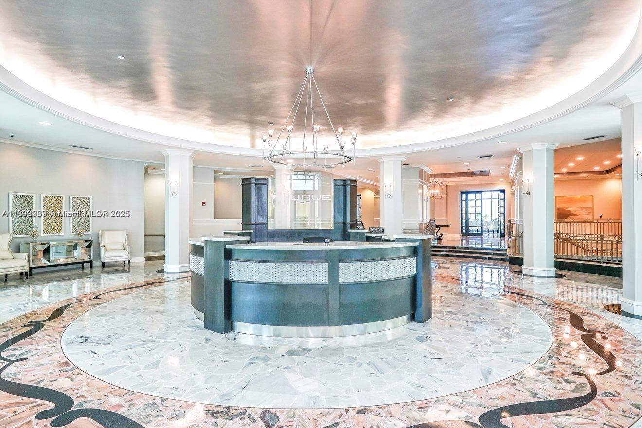 WAVE CONDO - Residential