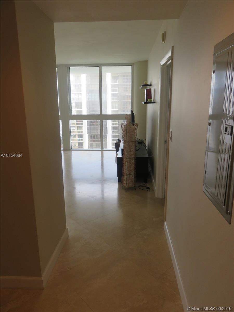 AKOYA CONDO - Residential Lease