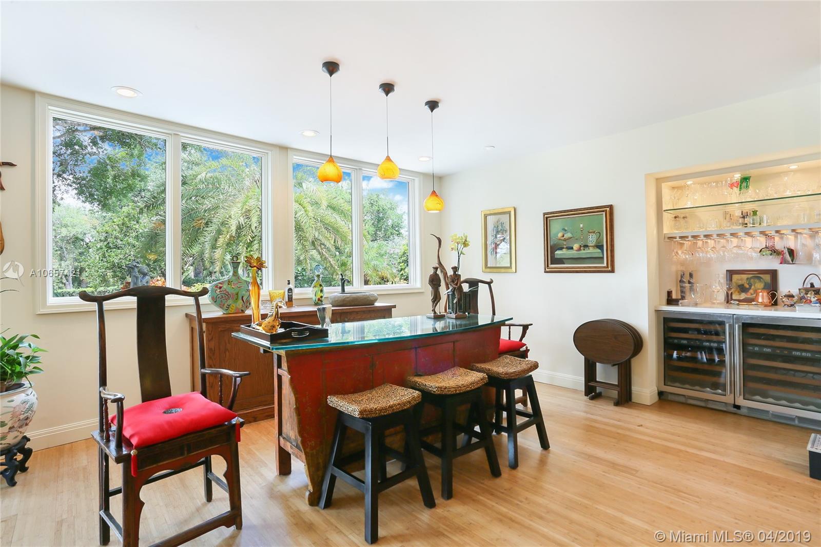 Jupiter Hills Village - Residential