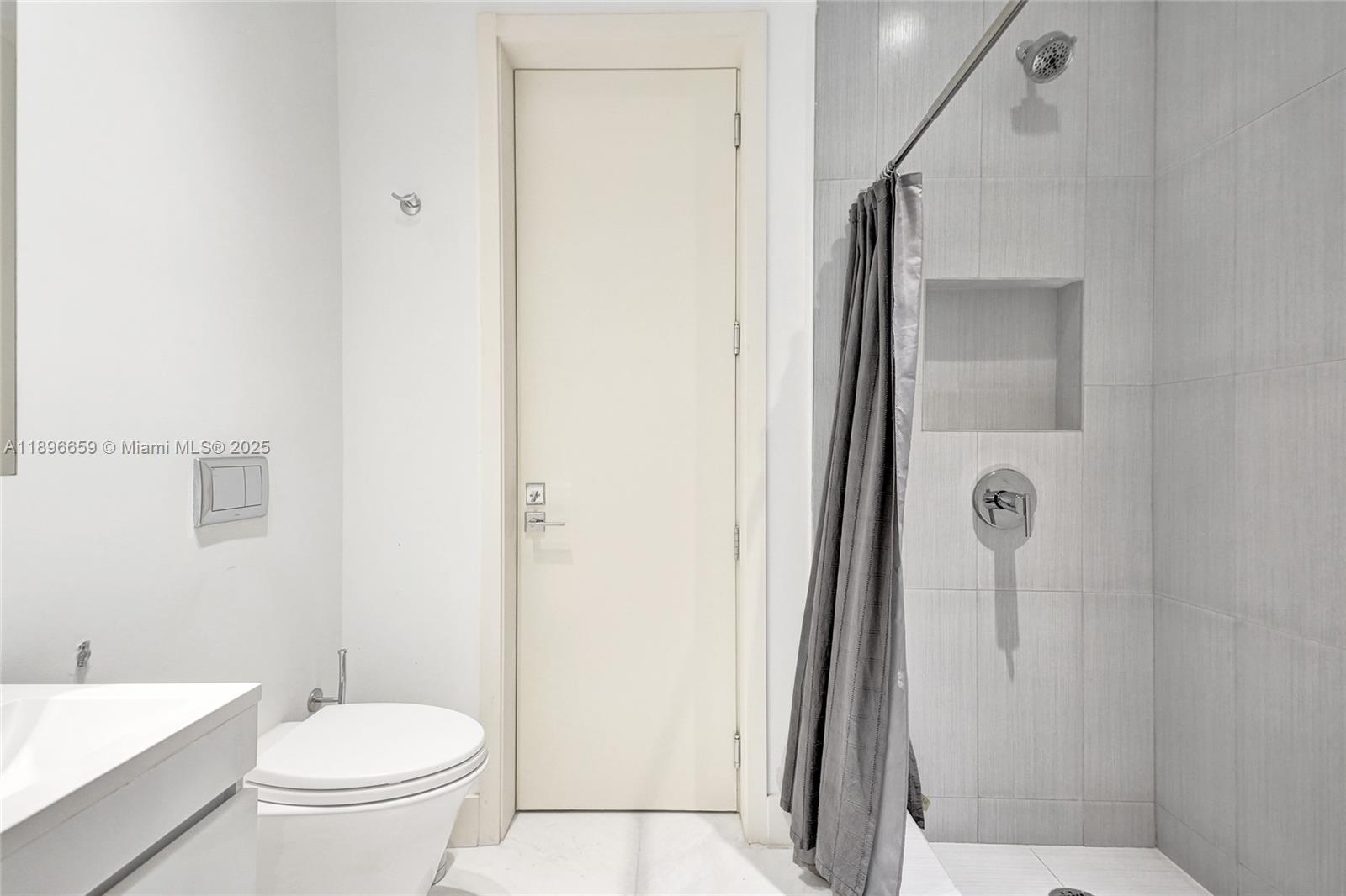 CHATEAU BEACH CONDO - Residential