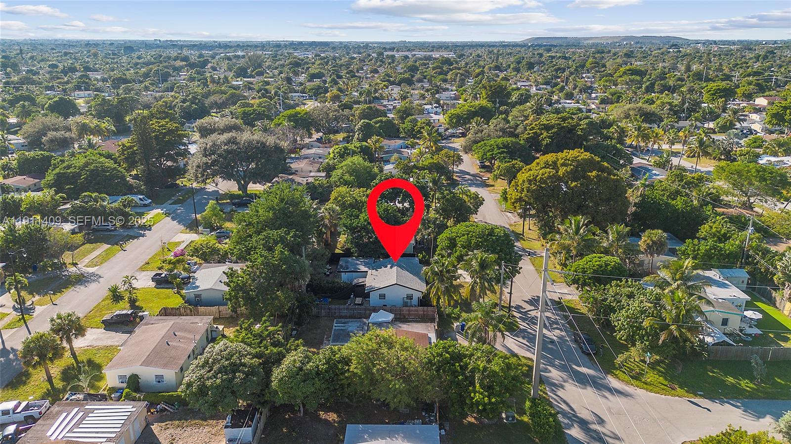 COLLIER MANOR - Residential