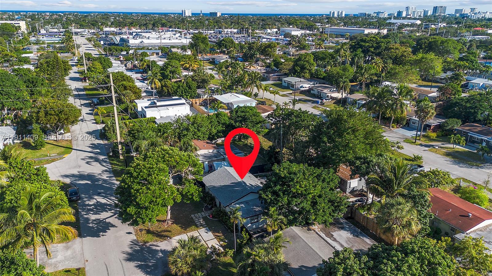 COLLIER MANOR - Residential