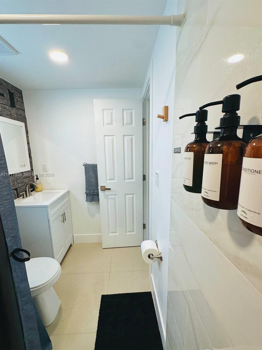 COLLIER MANOR - Residential