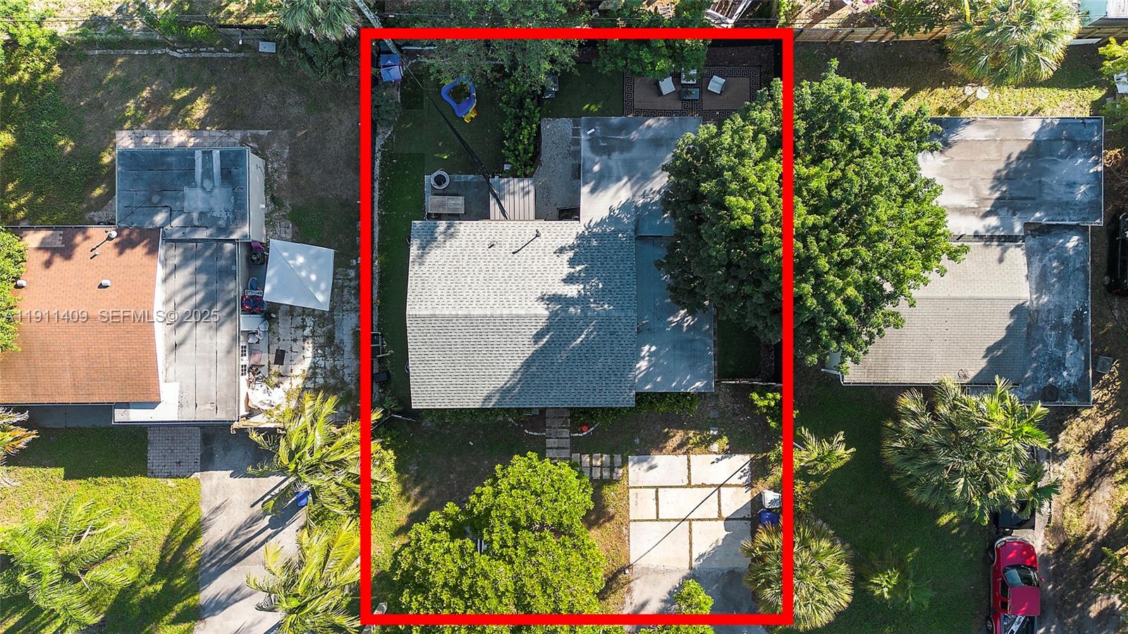 COLLIER MANOR - Residential