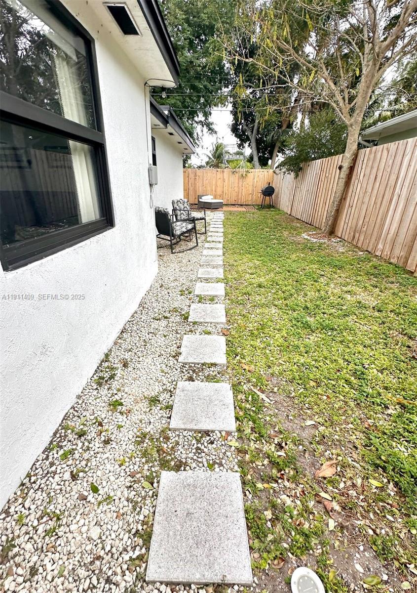 COLLIER MANOR - Residential