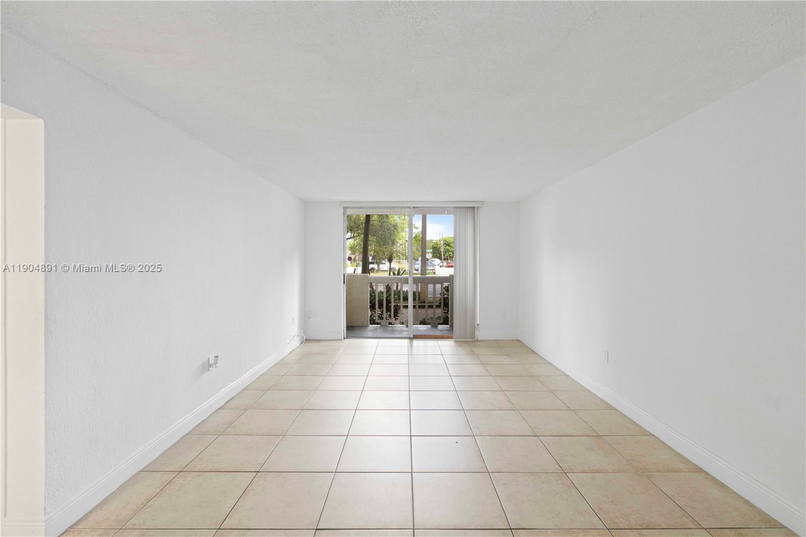 BAYVIEW PALMS CONDO - Residential Lease