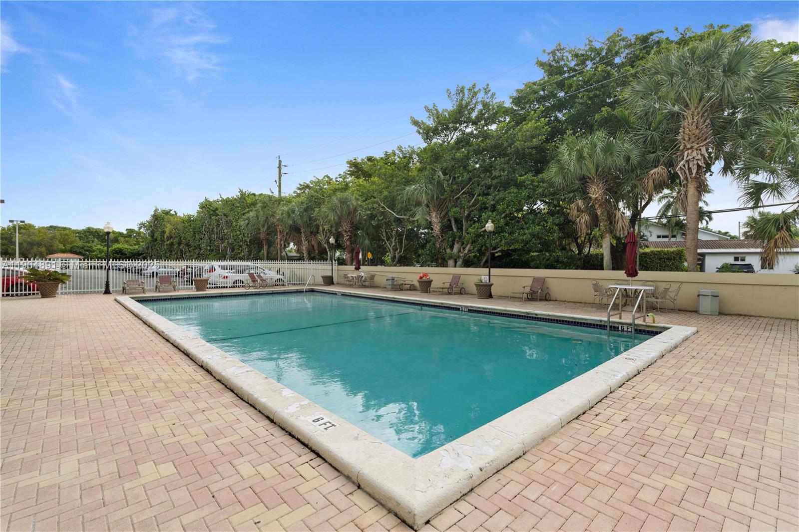 BAYVIEW PALMS CONDO - Residential Lease