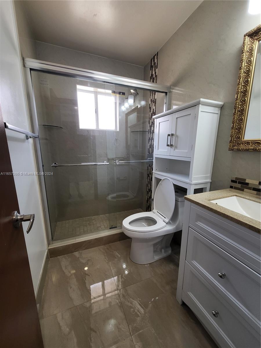 ALCAZAR VILLAS CONDO - Residential Lease
