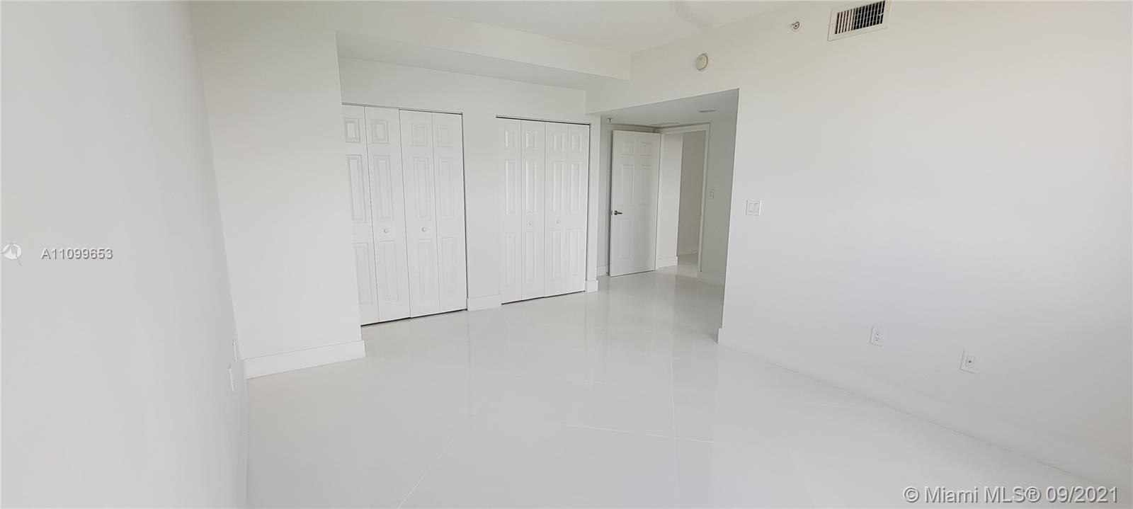 1800 BISCAYNE PLAZA CONDO - Residential