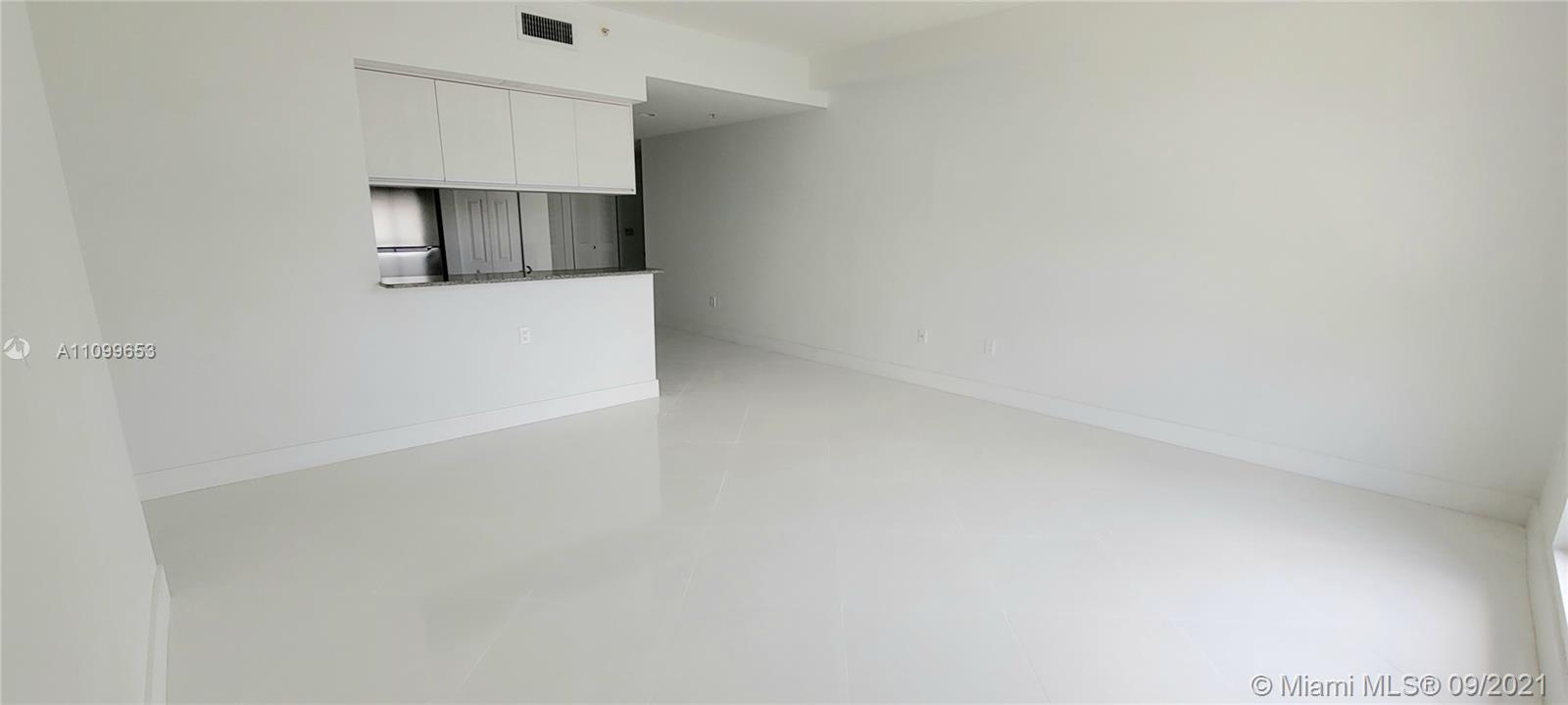 1800 BISCAYNE PLAZA CONDO - Residential