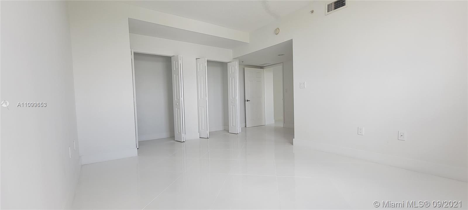 1800 BISCAYNE PLAZA CONDO - Residential