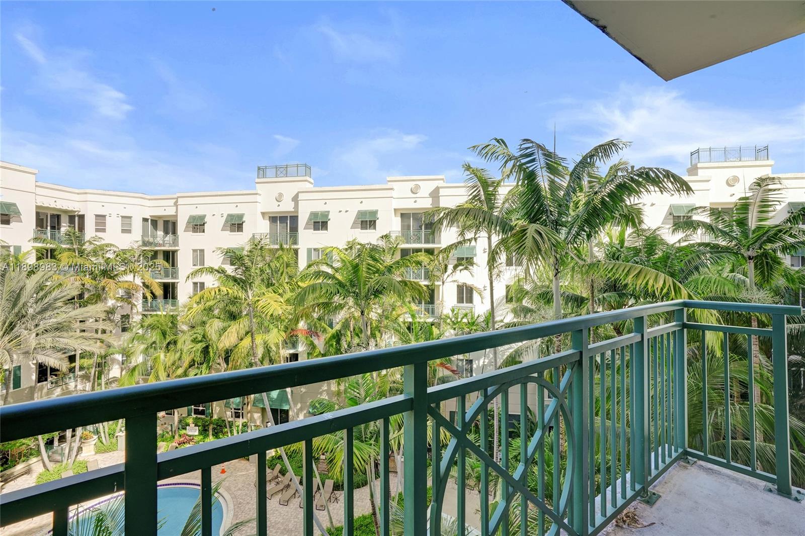 VERANDA CONDO - Residential