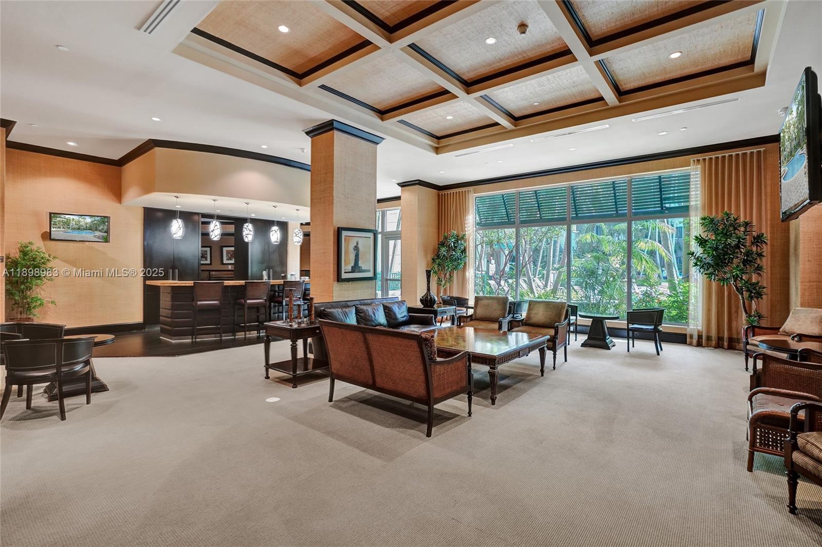 VERANDA CONDO - Residential