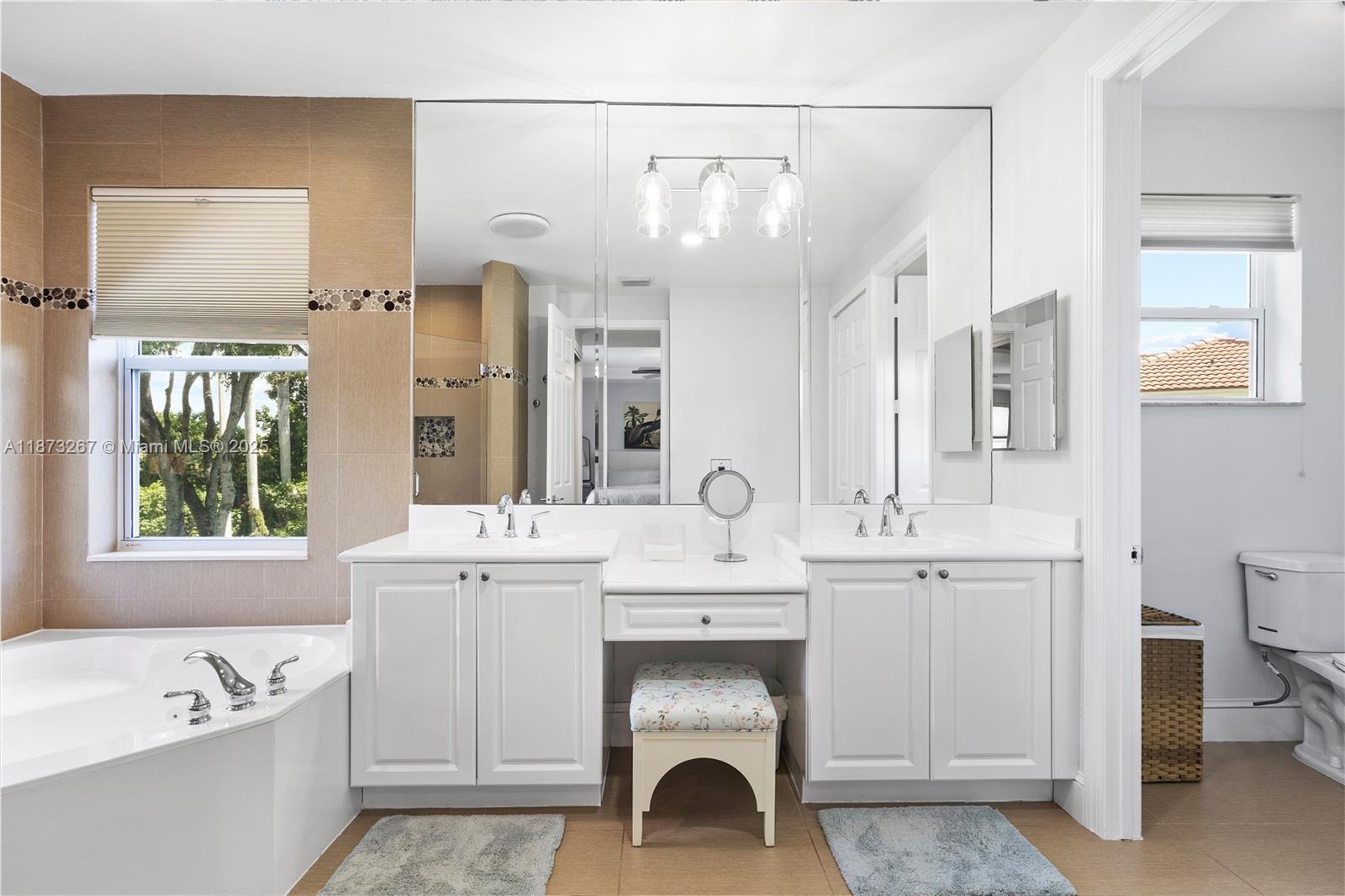 POD 7 AT MONARCH LAKES - Residential