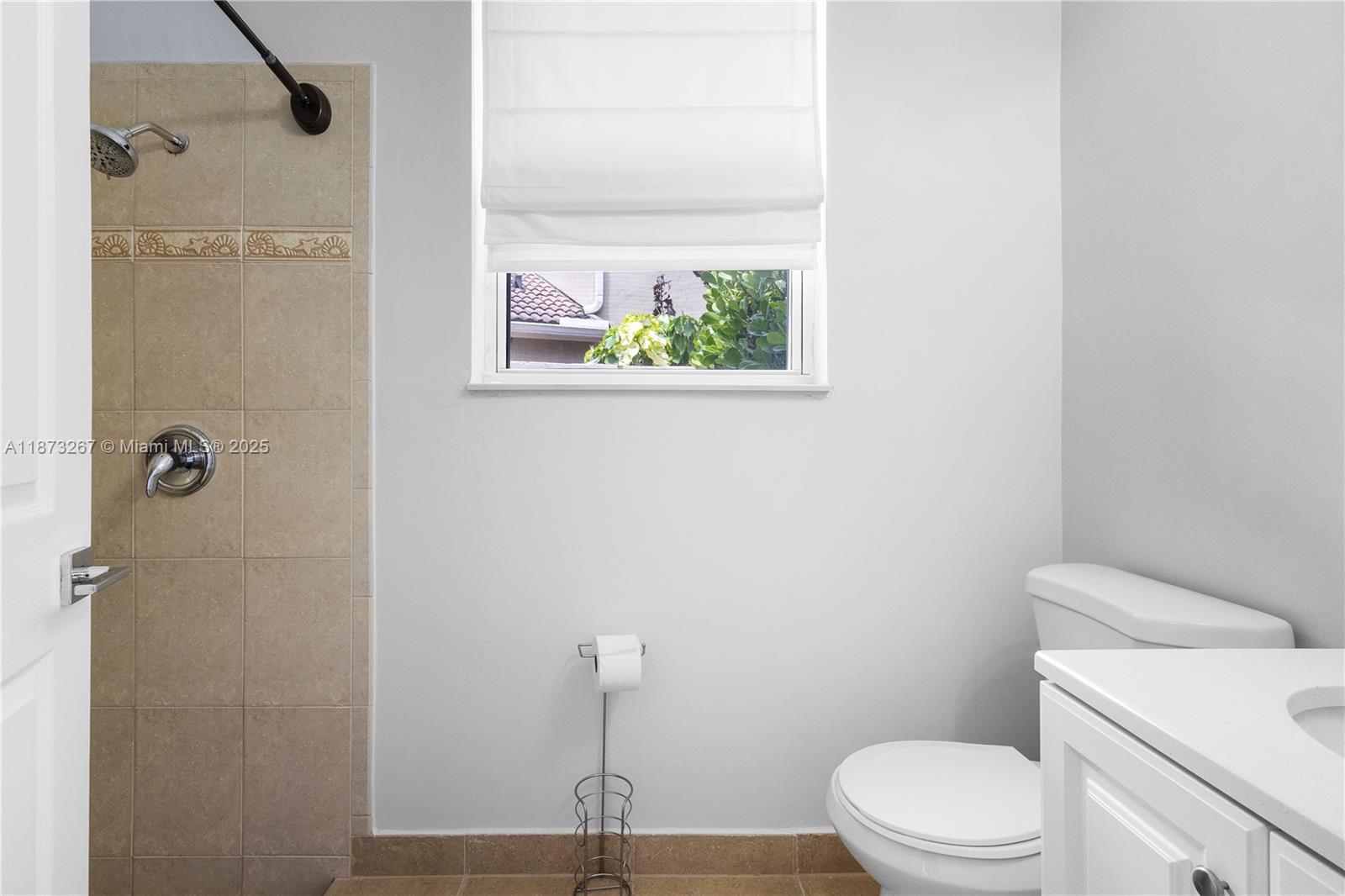 POD 7 AT MONARCH LAKES - Residential