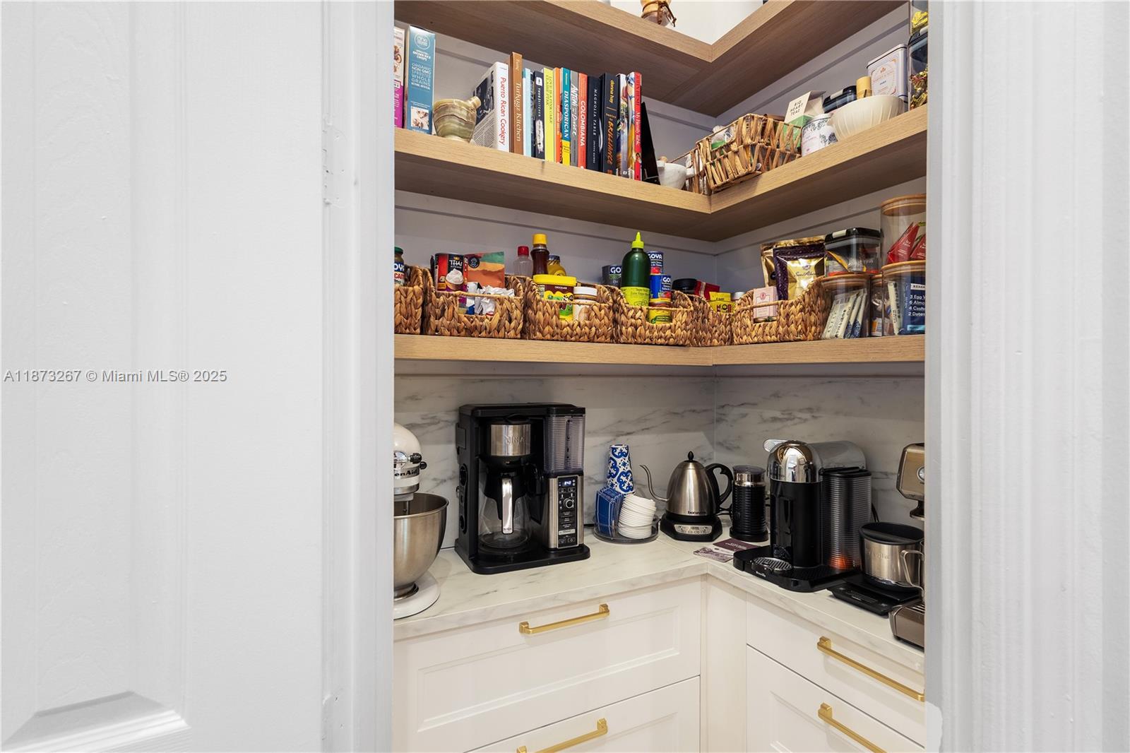 POD 7 AT MONARCH LAKES - Residential