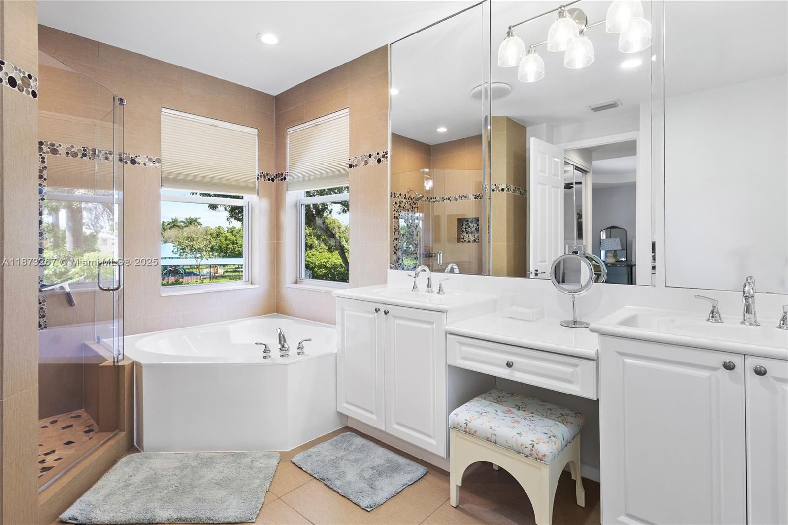 POD 7 AT MONARCH LAKES - Residential