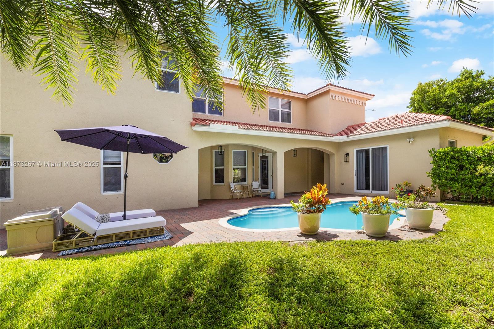 POD 7 AT MONARCH LAKES - Residential