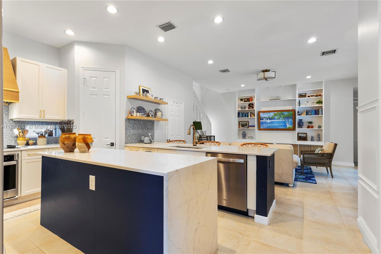 POD 7 AT MONARCH LAKES - Residential