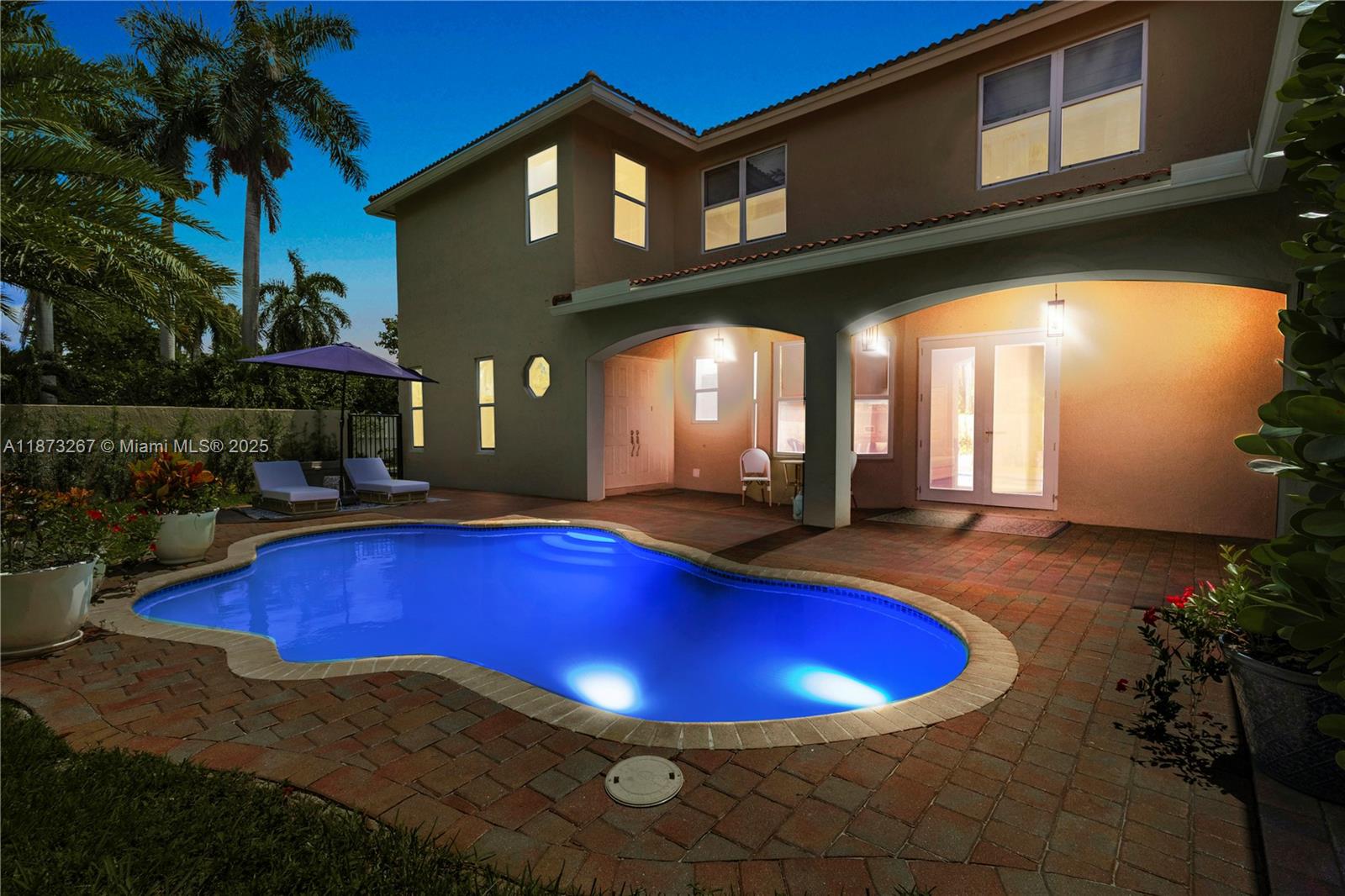 POD 7 AT MONARCH LAKES - Residential