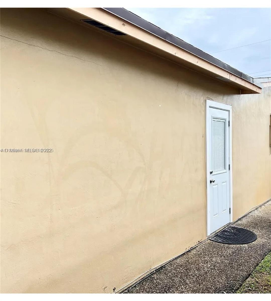 SUNRISE GOLF VILLAGE - Residential Lease