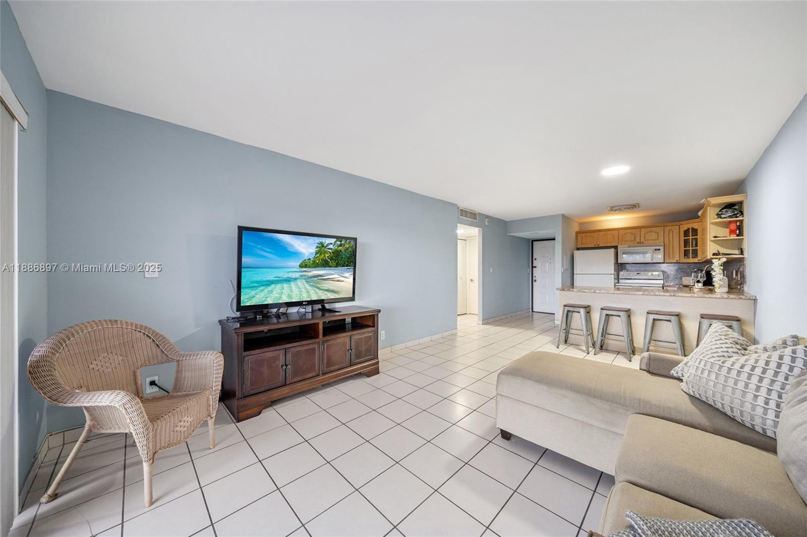 SANDORAL CONDO PH I - Residential