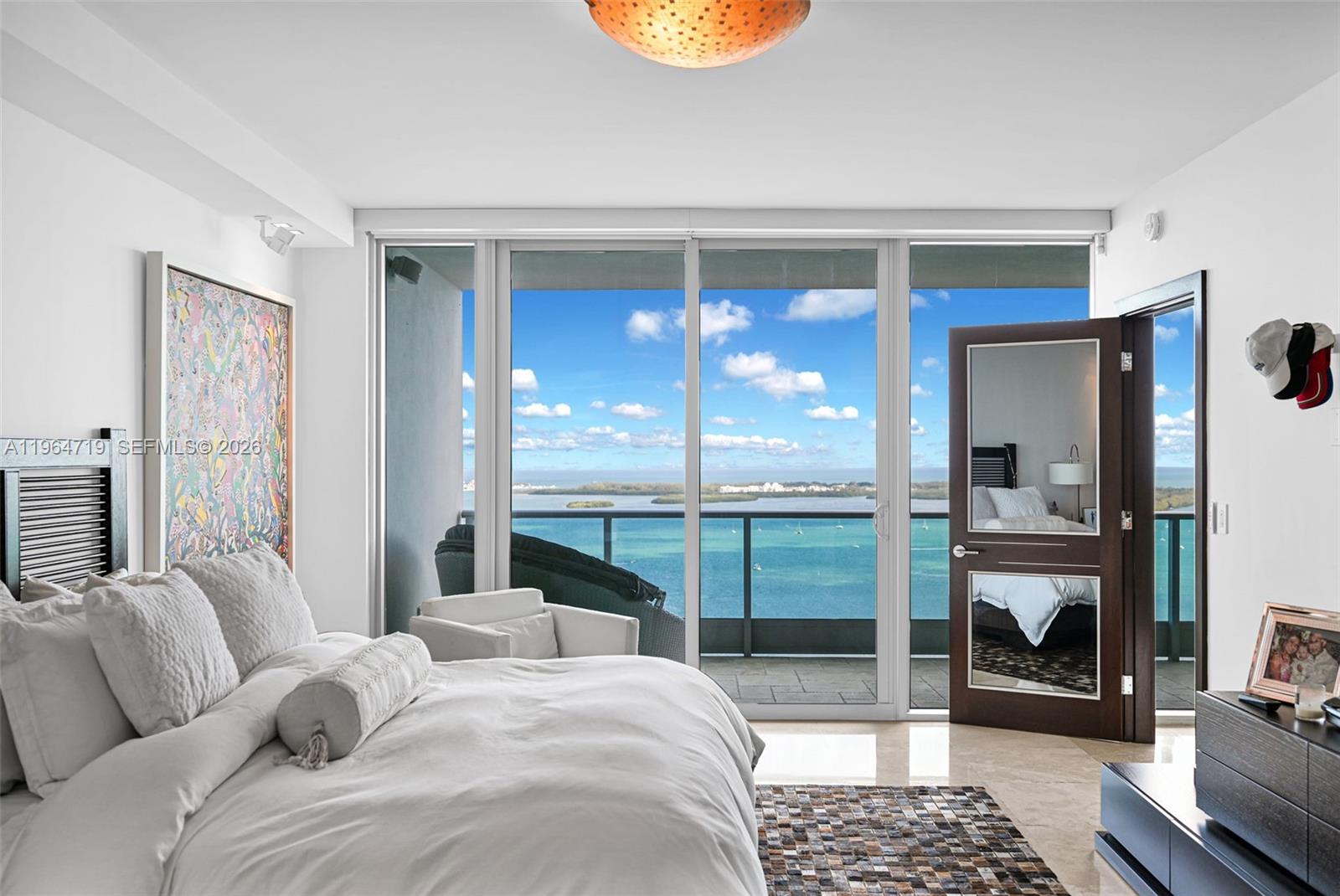 JADE RESIDENCES - Residential