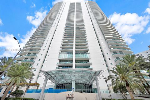 1331 Brickell Bay Dr 3607 Miami FL 33131