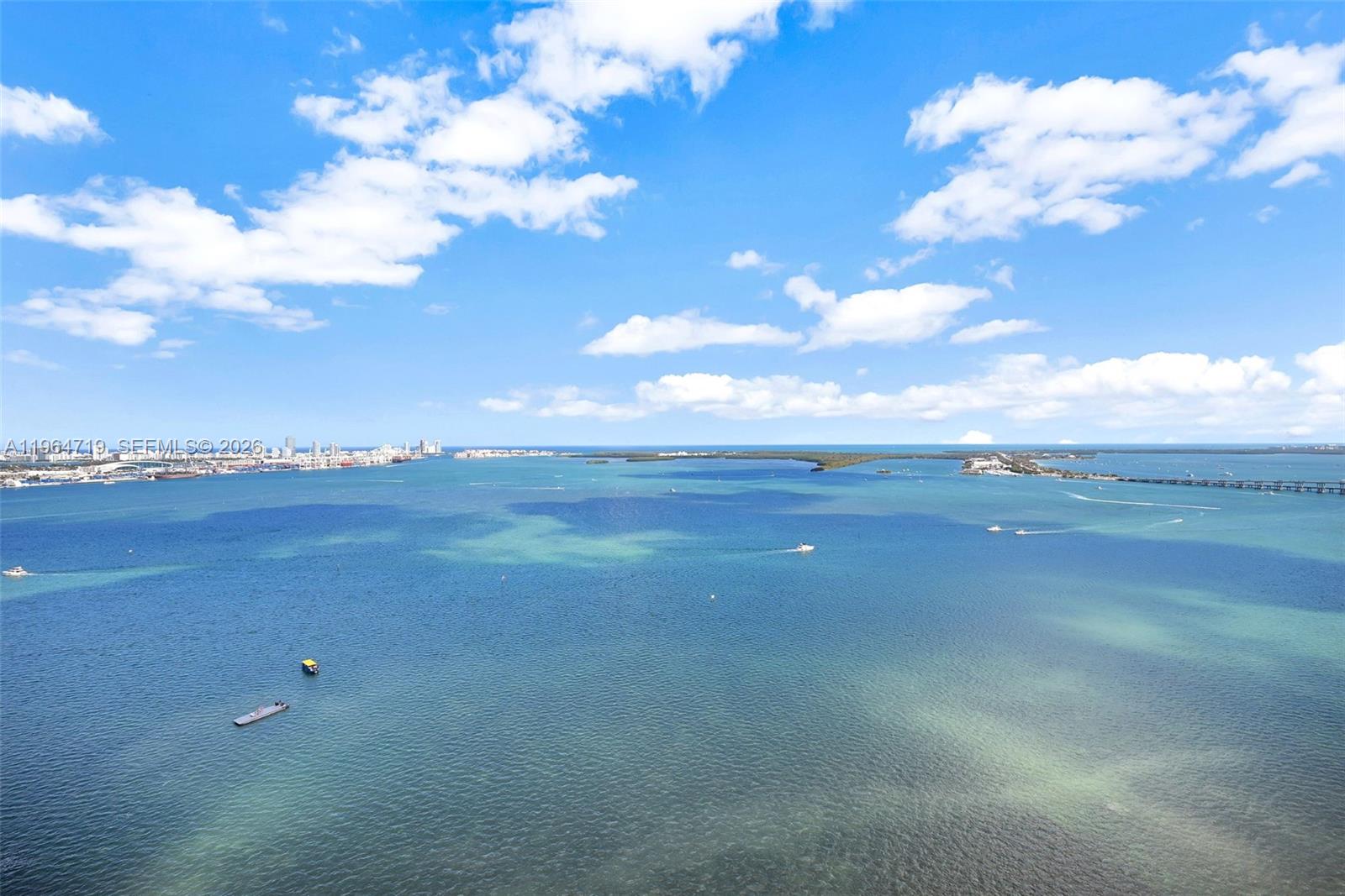 JADE RESIDENCES - Residential