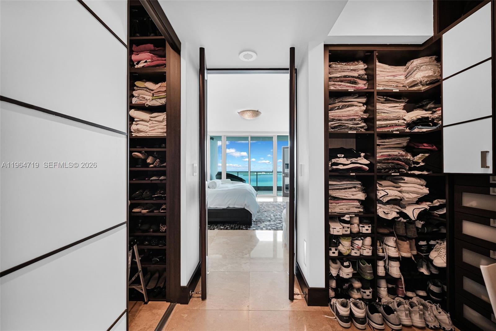 JADE RESIDENCES - Residential