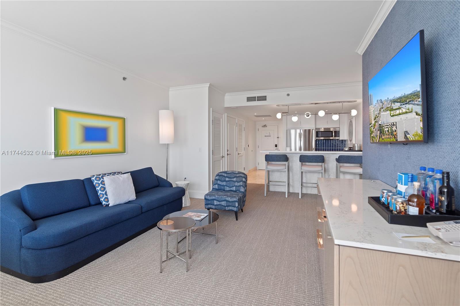 FONTAINEBLEAU II - Residential