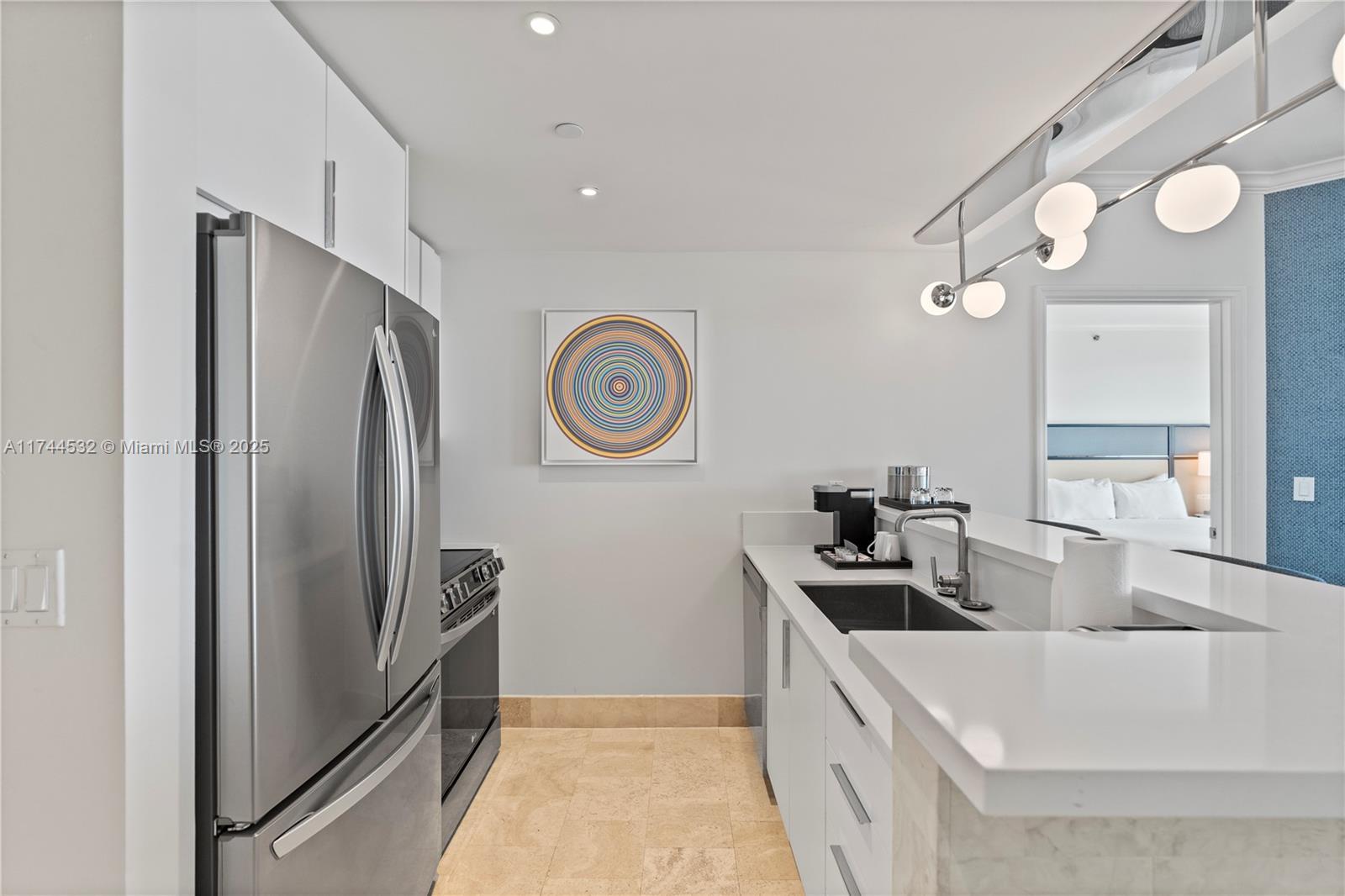 FONTAINEBLEAU II - Residential