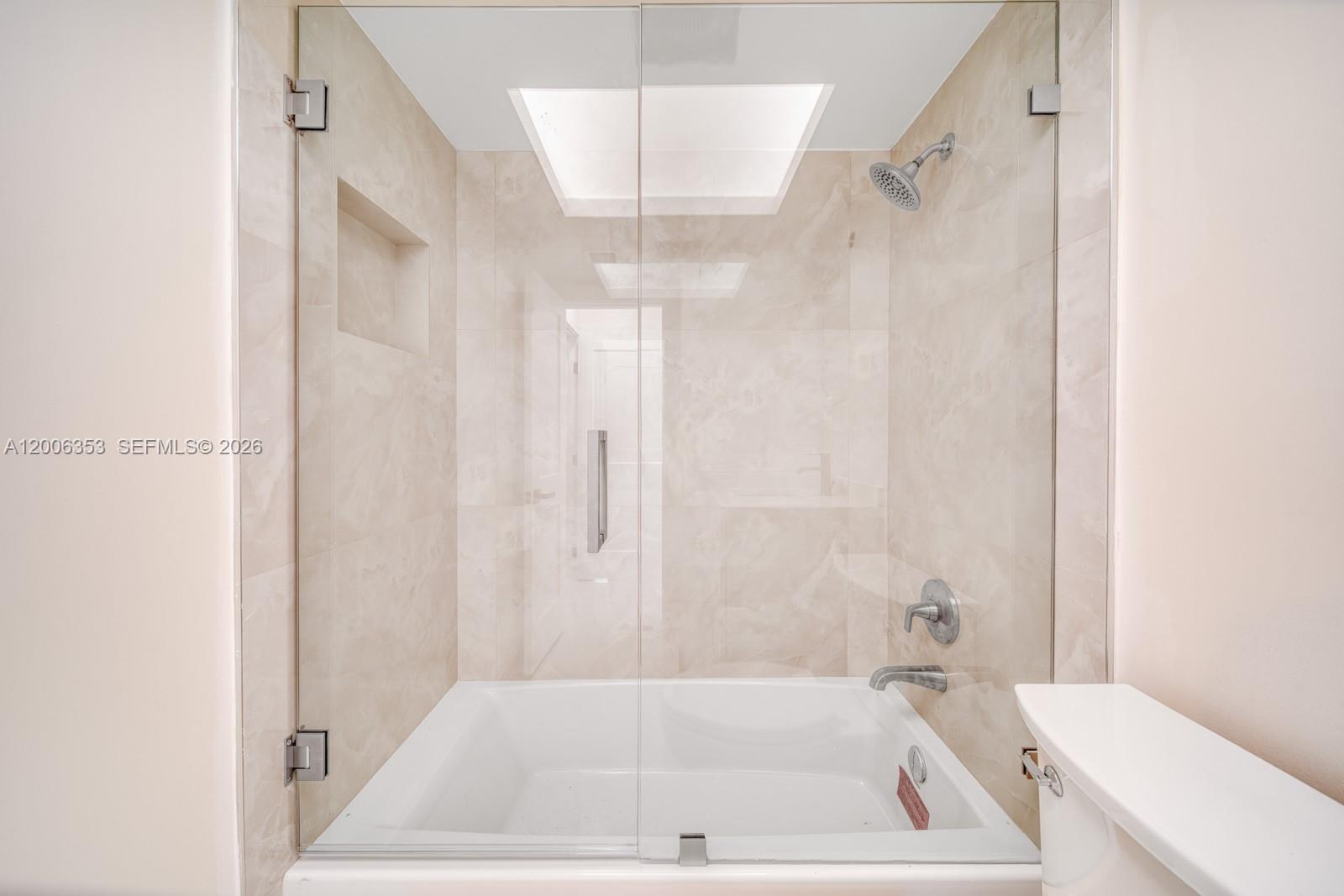 CORAL REEF ESTATES - Residential