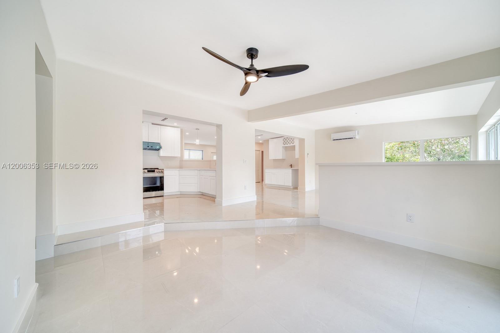 CORAL REEF ESTATES - Residential