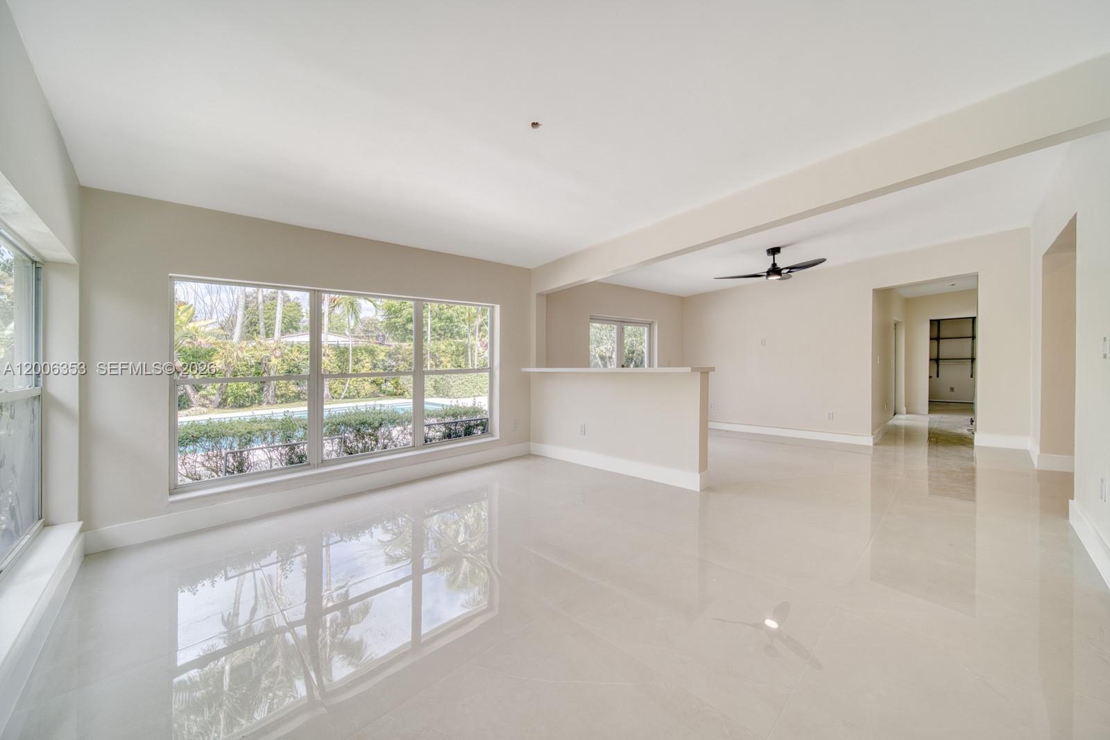 CORAL REEF ESTATES - Residential