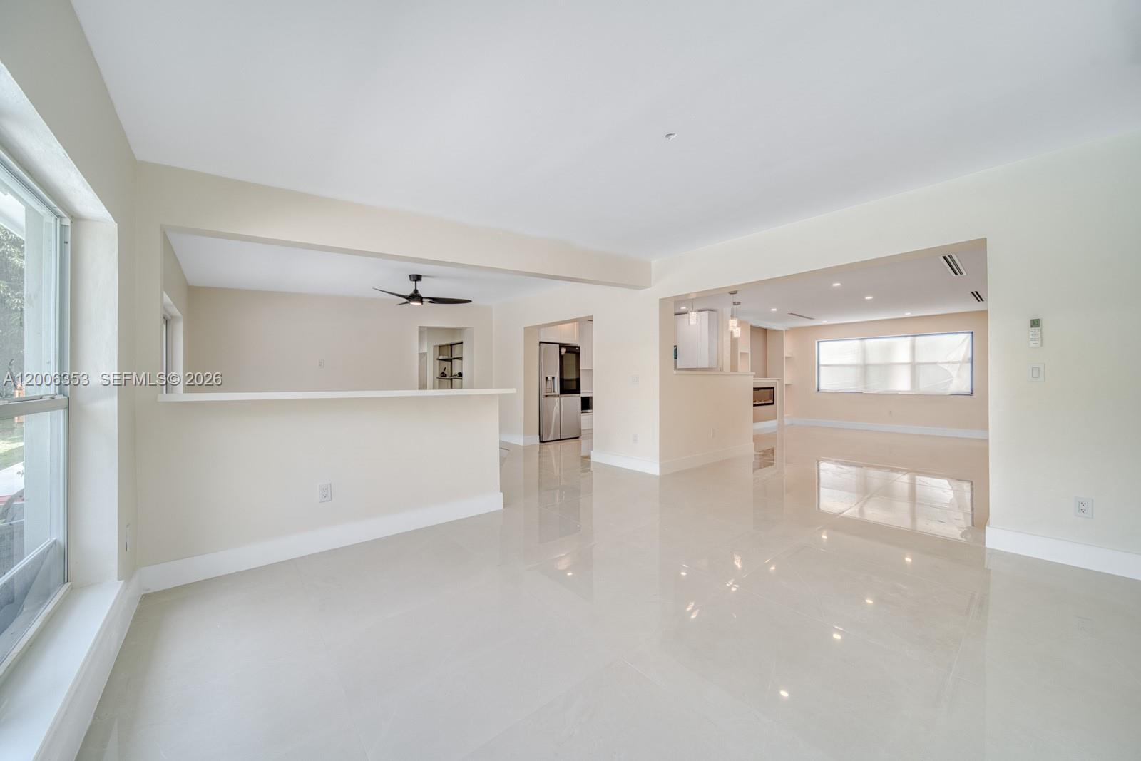 CORAL REEF ESTATES - Residential