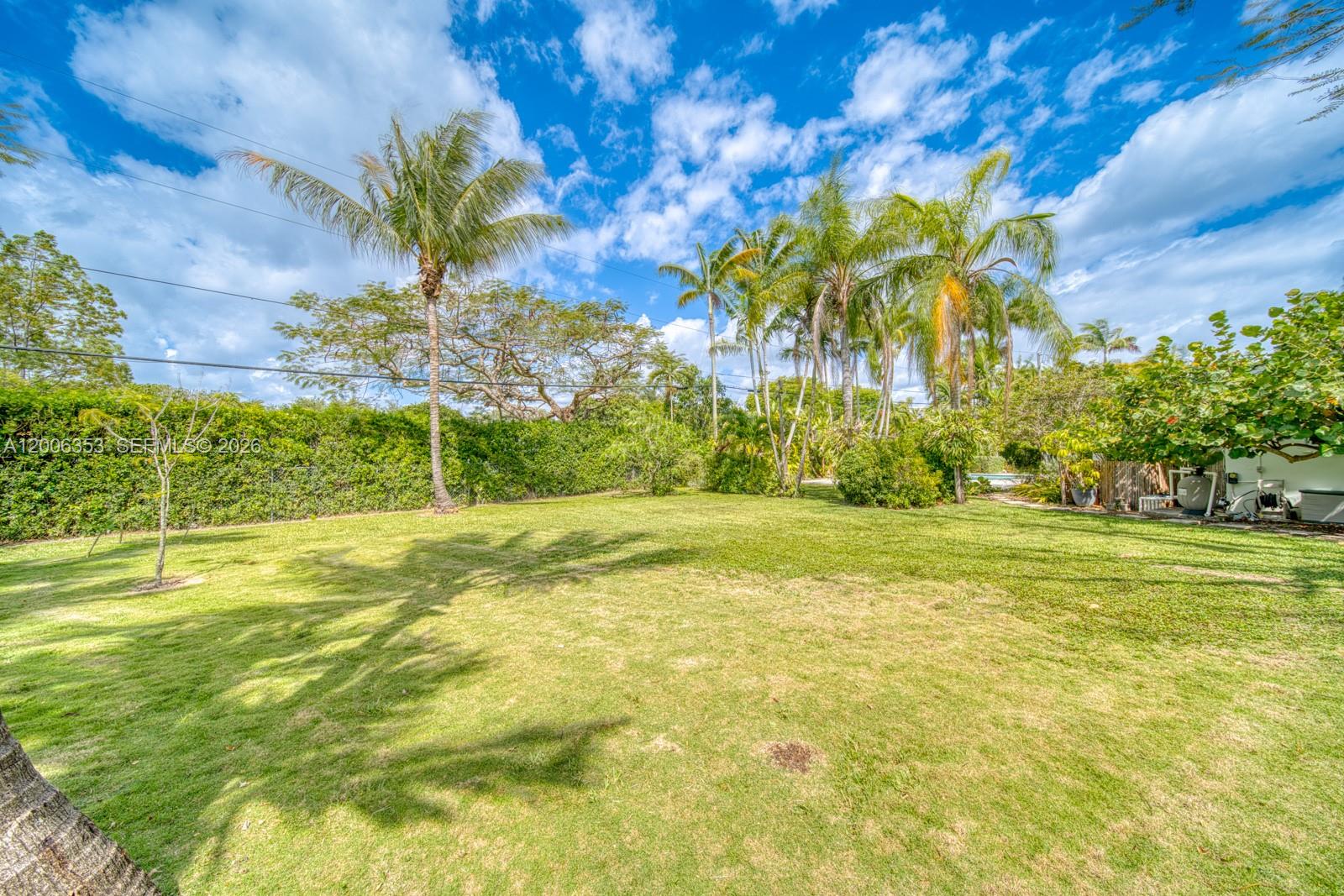 CORAL REEF ESTATES - Residential