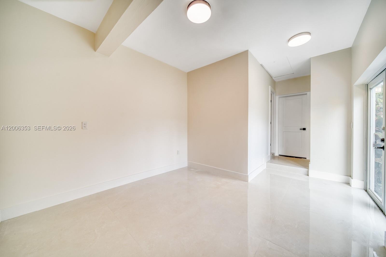 CORAL REEF ESTATES - Residential