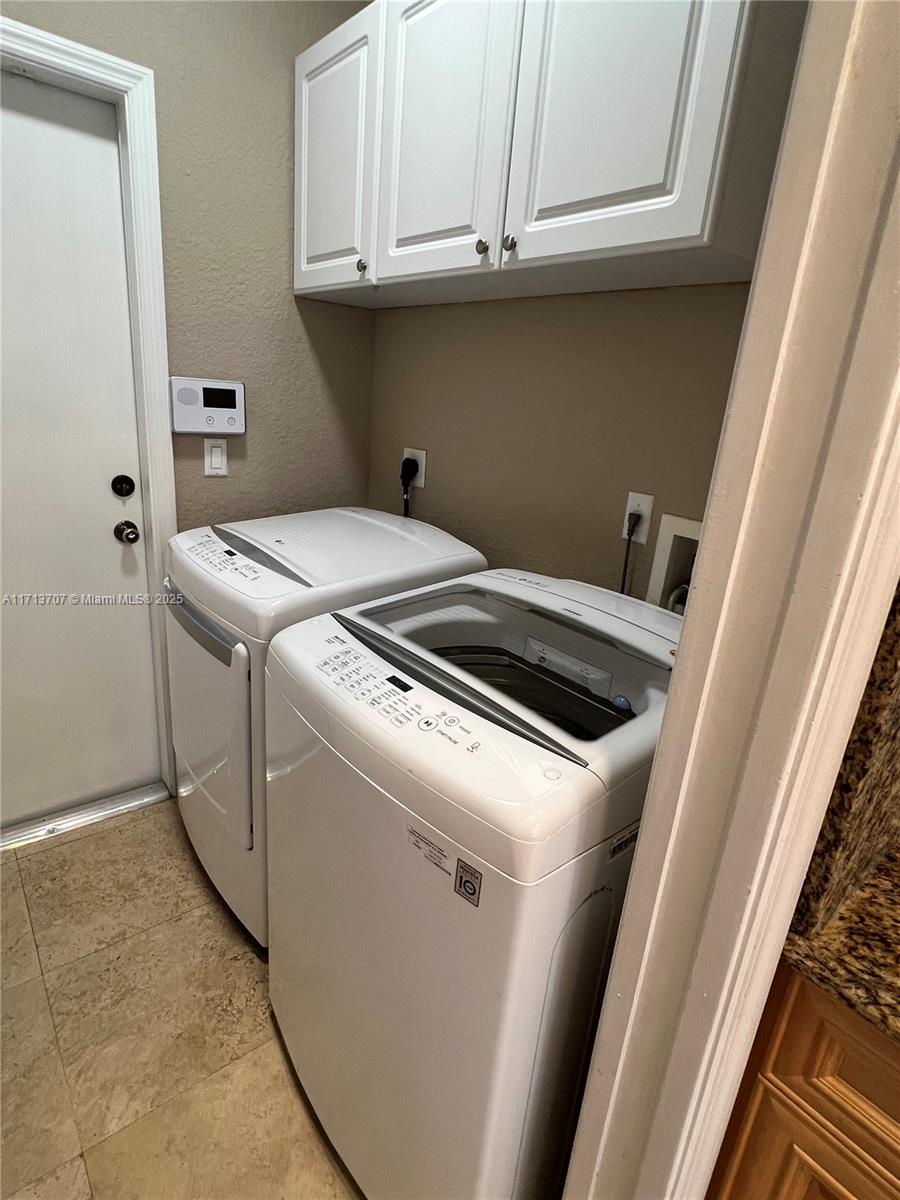 SABAL LAKES PH 4 - Residential