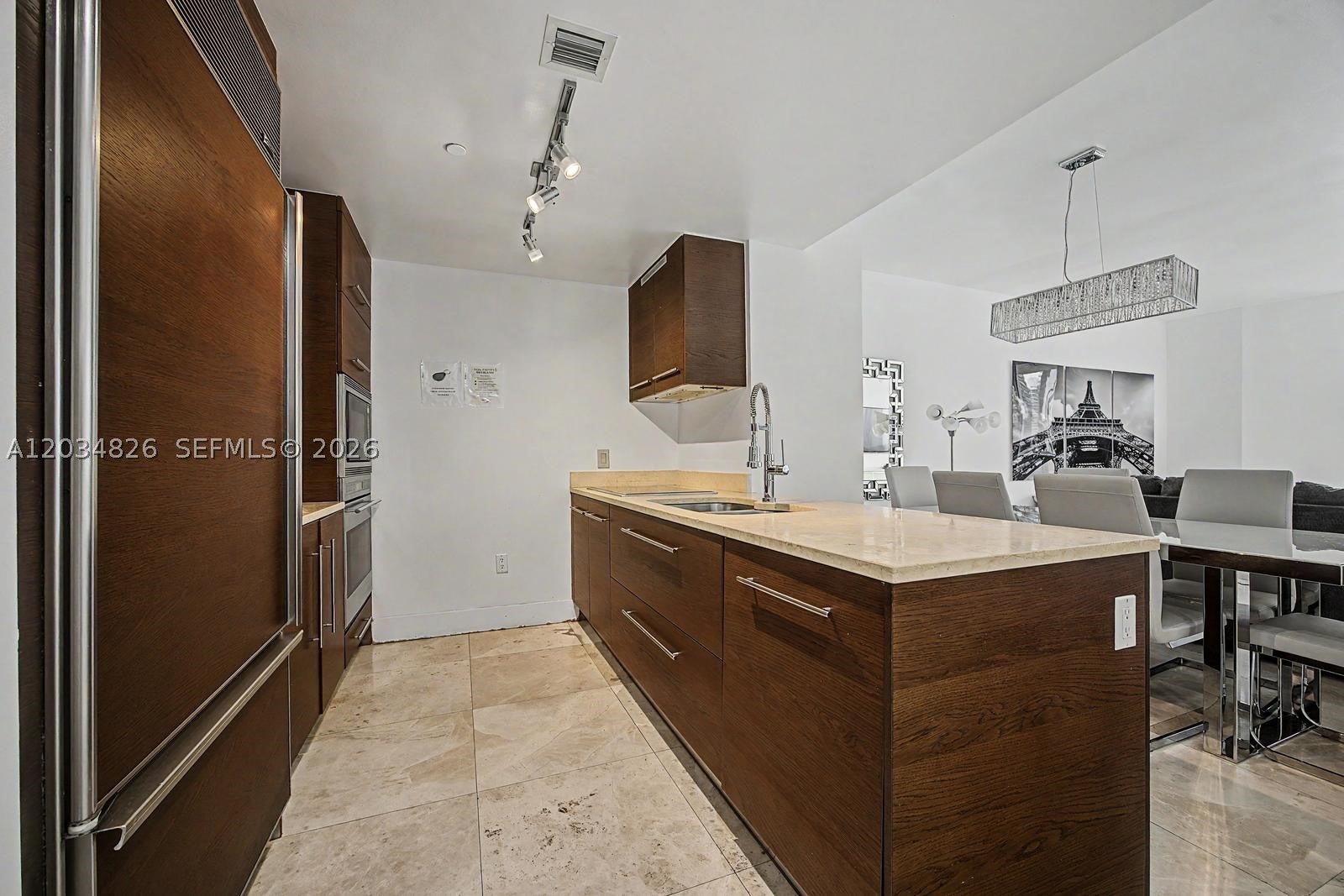 485 Brickell Ave 2209