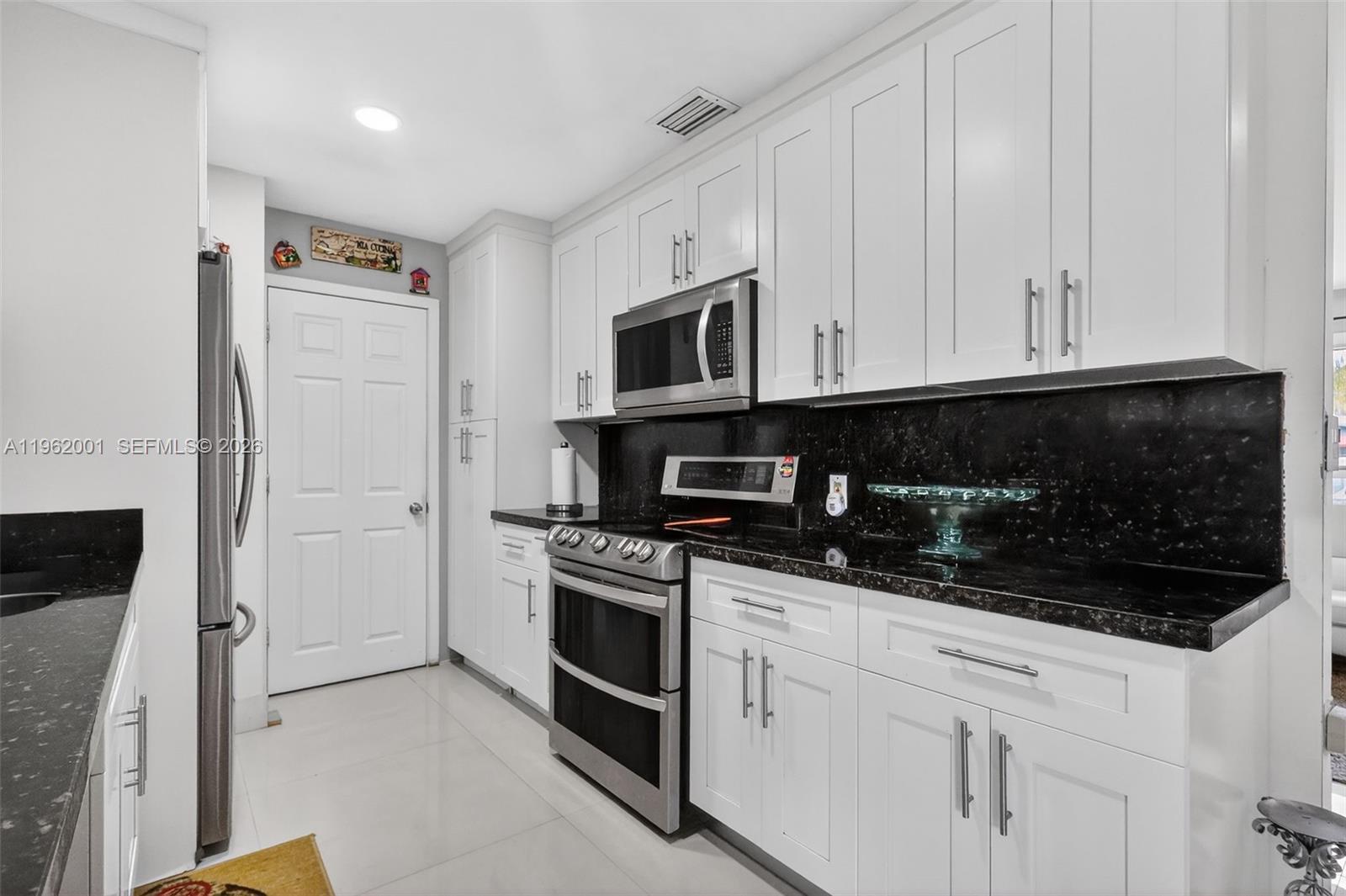 CAROL CITY PALMETTO PARK - Residential