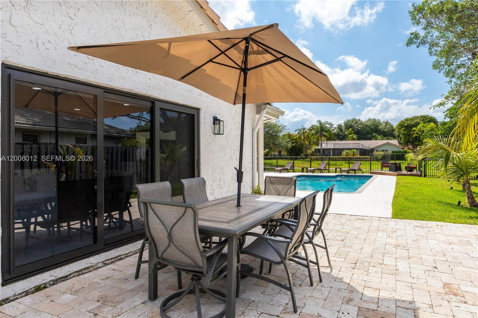 JACARANDA LAKES SEC 1 - Residential
