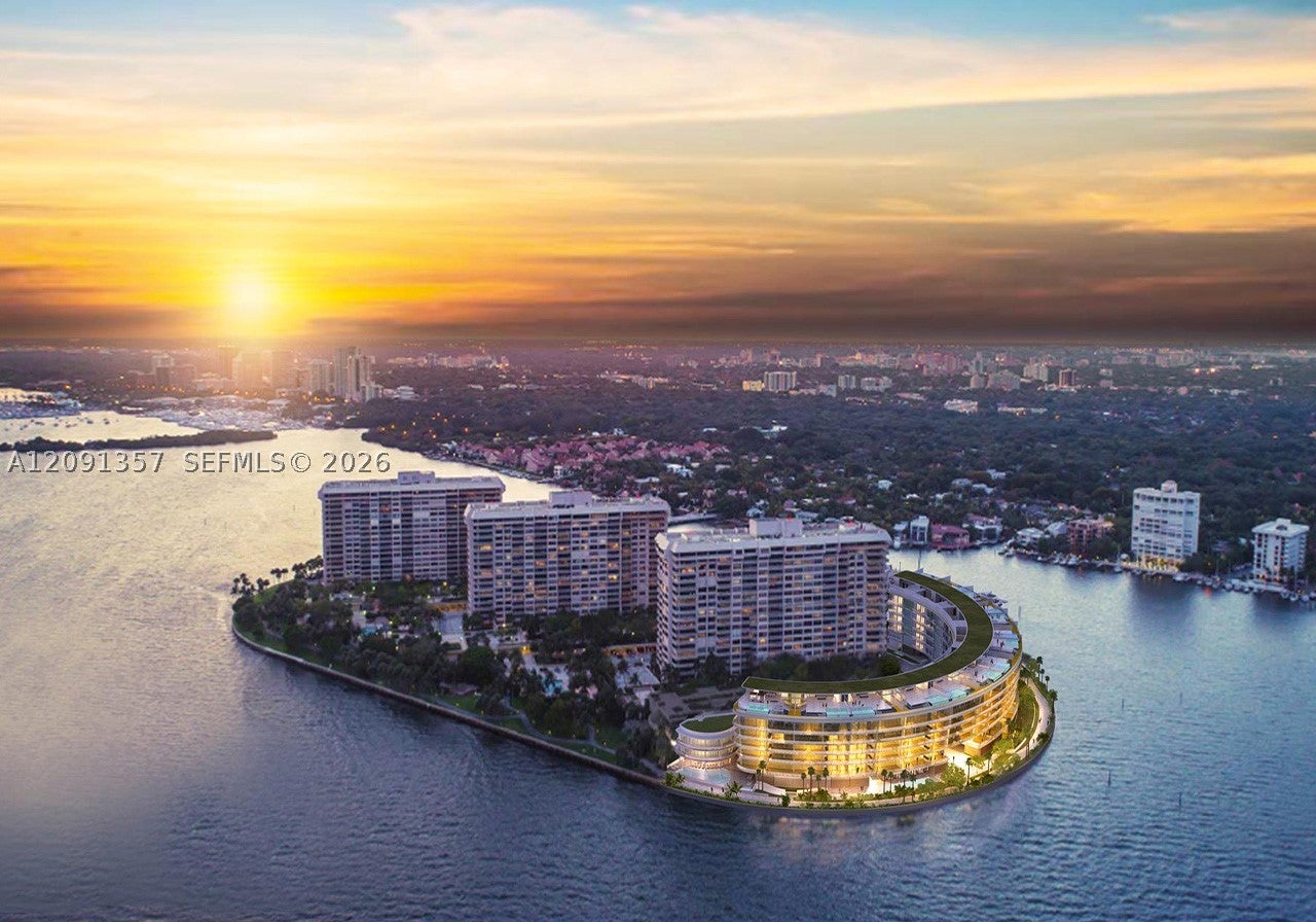2 Grove Isle Dr
