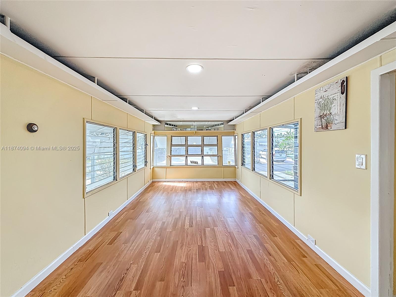 PARRY TRAILER VILLAGE - Residential