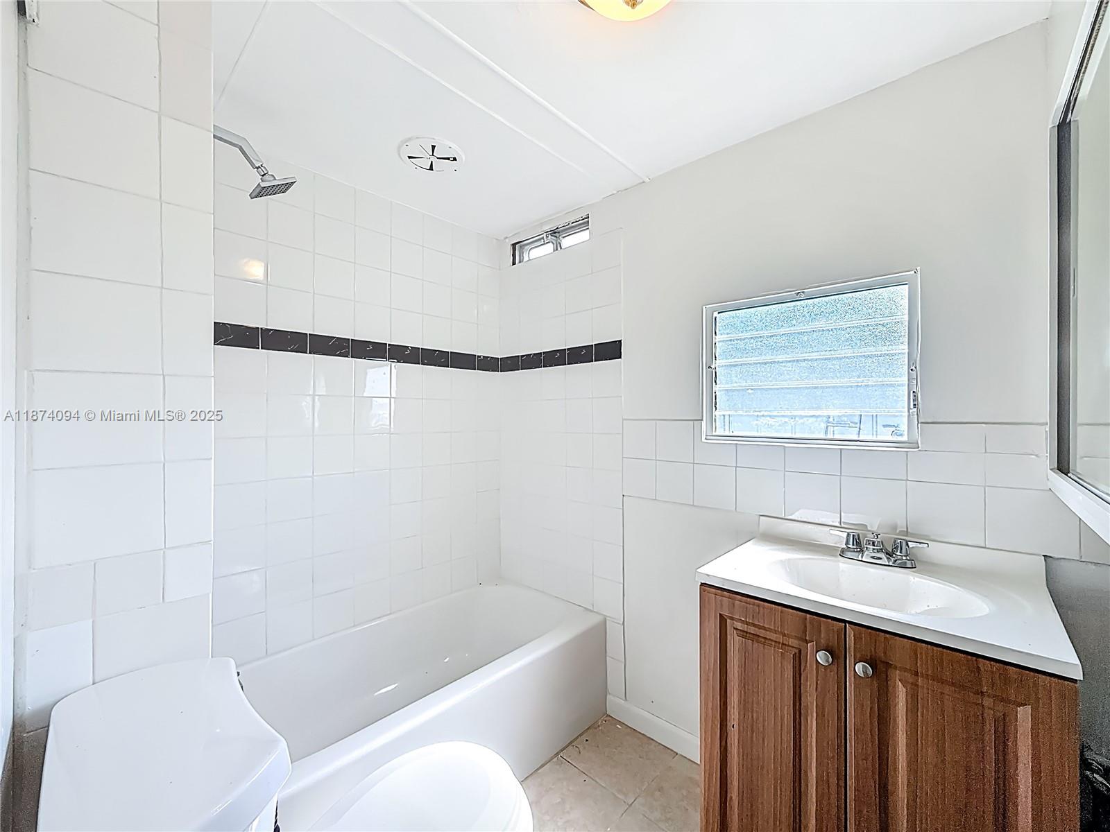 PARRY TRAILER VILLAGE - Residential