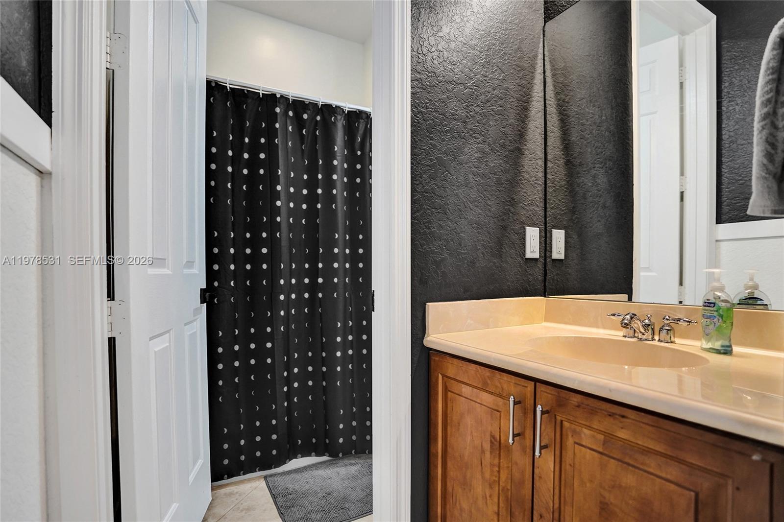 OAKMONT ESTATES PUD - Residential