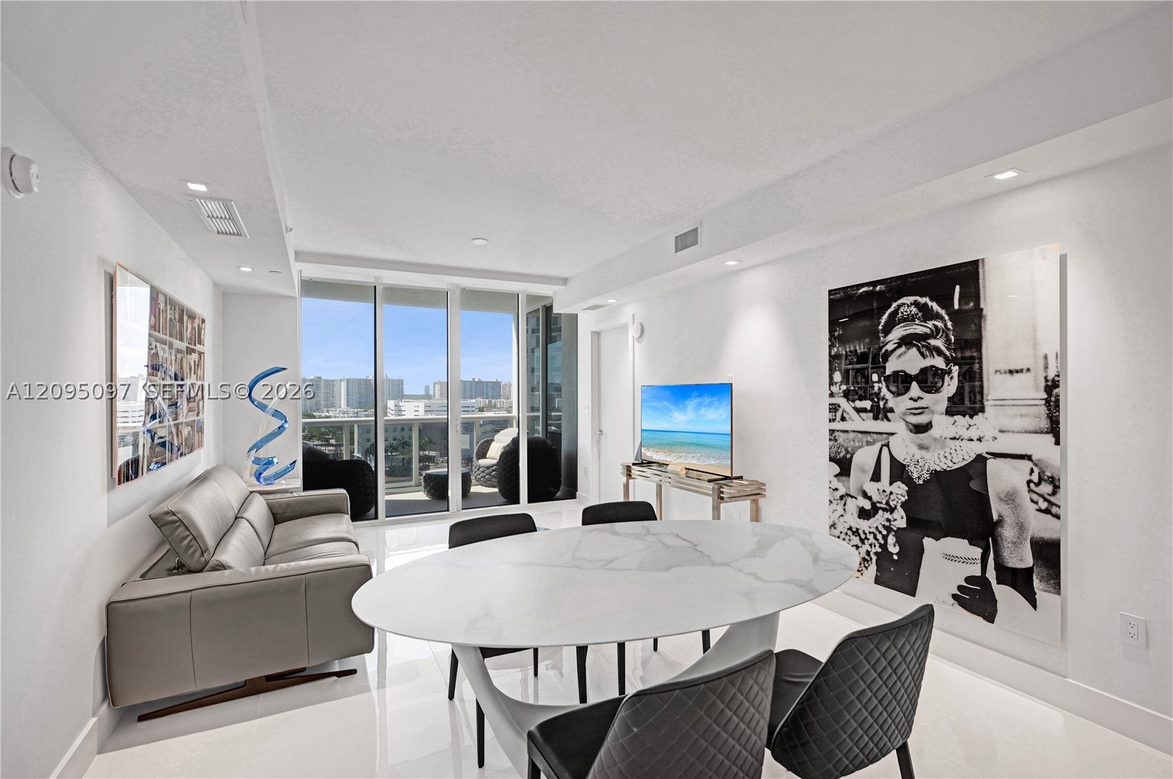 18201 Collins Ave 1407