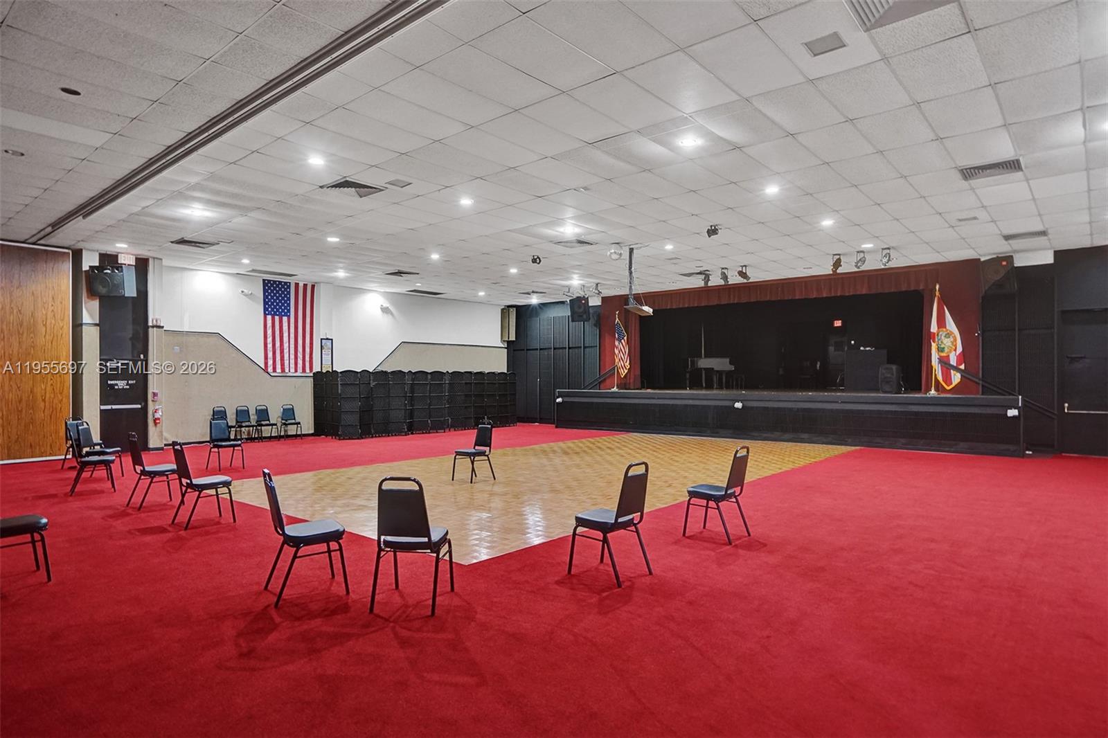 LAKES OF ENVIRON CONDO - Residential