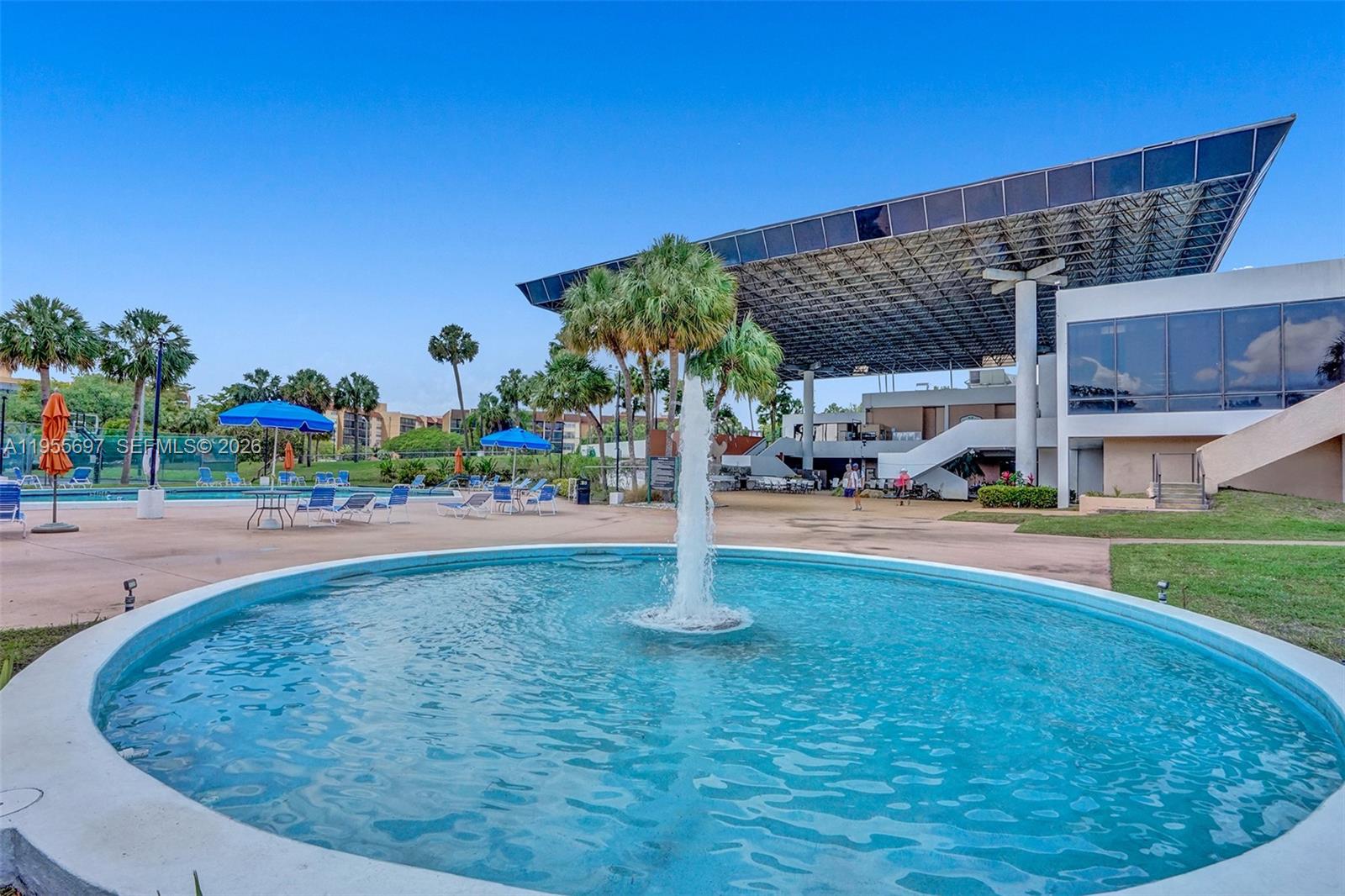 LAKES OF ENVIRON CONDO - Residential