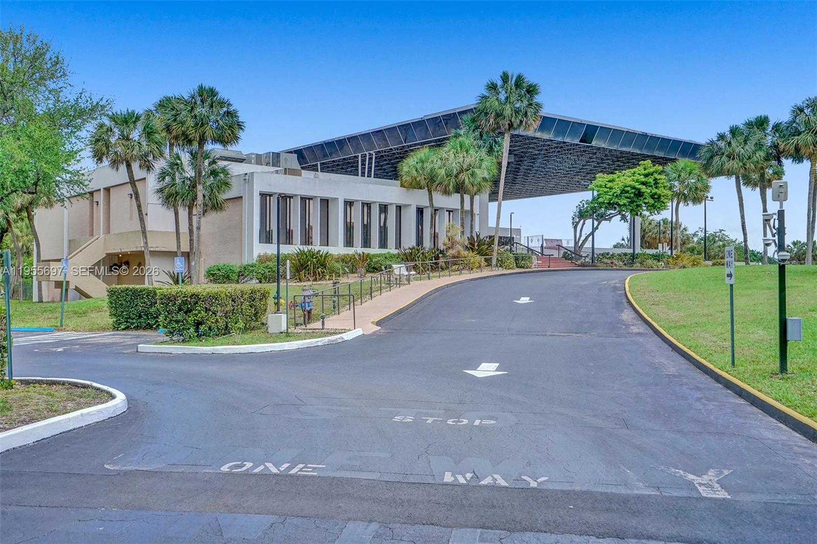 LAKES OF ENVIRON CONDO - Residential